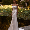Robe de Mariage Simple et Élégante