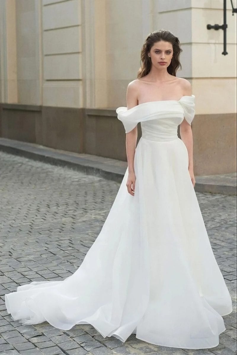 Robe de Mariée Simple et Fluide