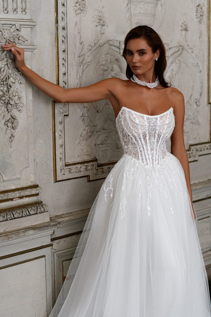 Robe de Mariée Princesse Bustier Strass Traine