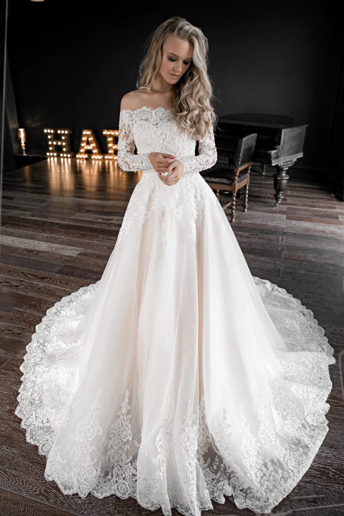 Robe de Mariée Princesse Manches Longues Dentelle